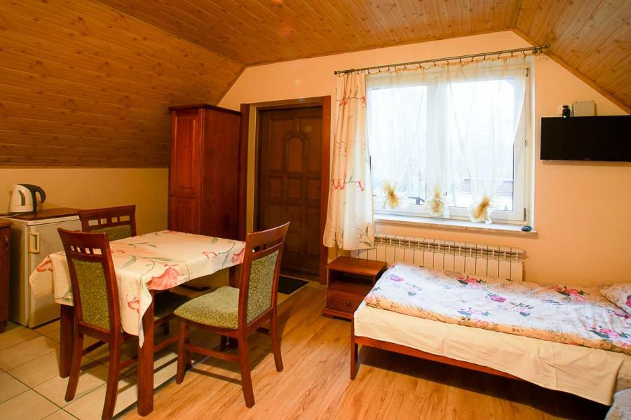 Agroturystyka Zrodelko Swieta Katarzyna  Buitenkant foto